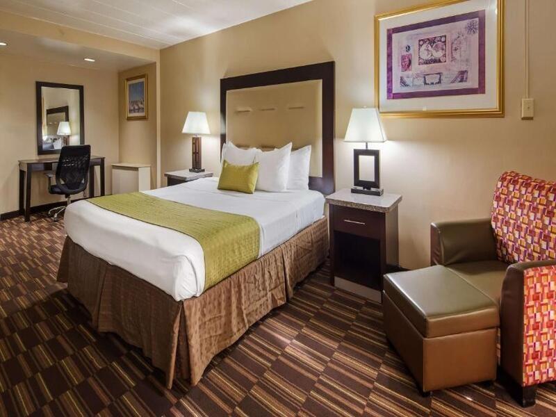 Best Western Louisville East Inn & Suites Dış mekan fotoğraf