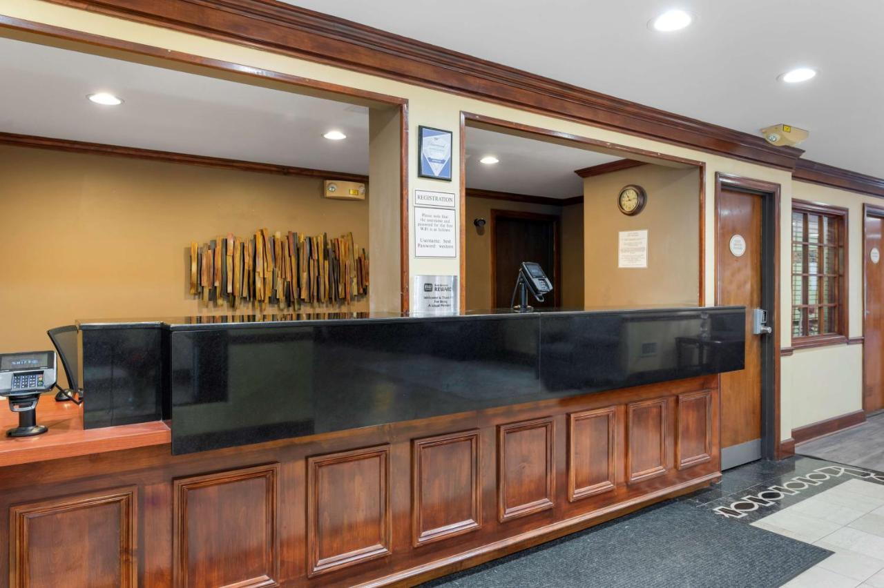 Best Western Louisville East Inn & Suites Dış mekan fotoğraf