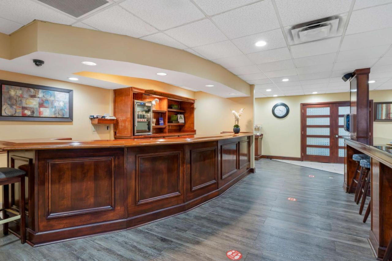 Best Western Louisville East Inn & Suites Dış mekan fotoğraf