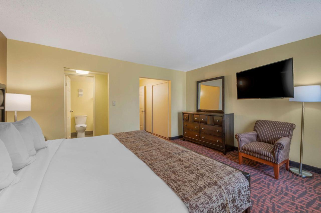 Best Western Louisville East Inn & Suites Dış mekan fotoğraf