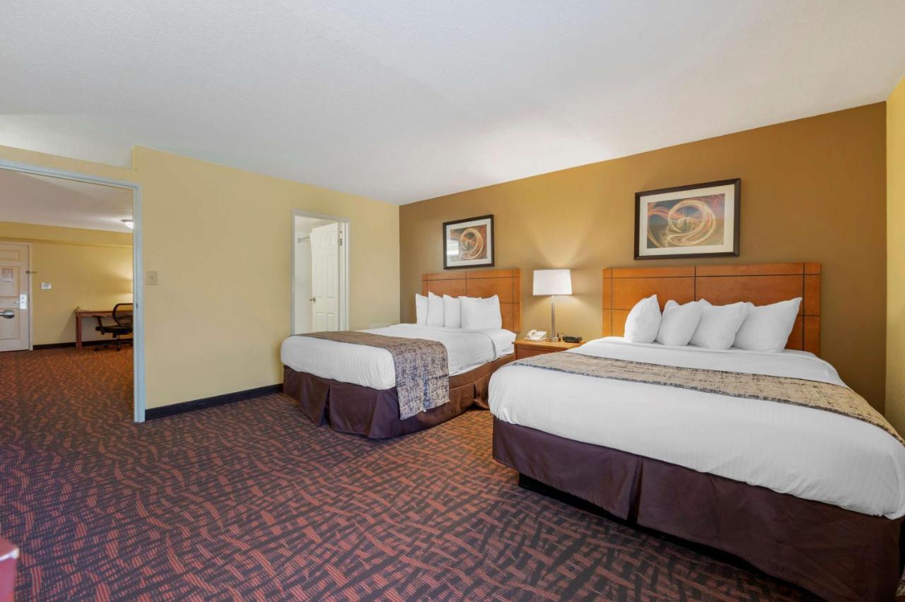 Best Western Louisville East Inn & Suites Dış mekan fotoğraf