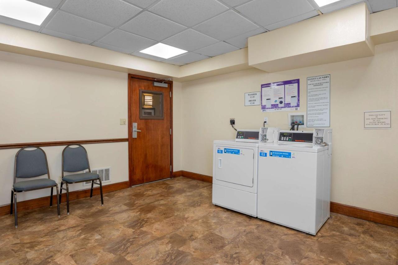 Best Western Louisville East Inn & Suites Dış mekan fotoğraf