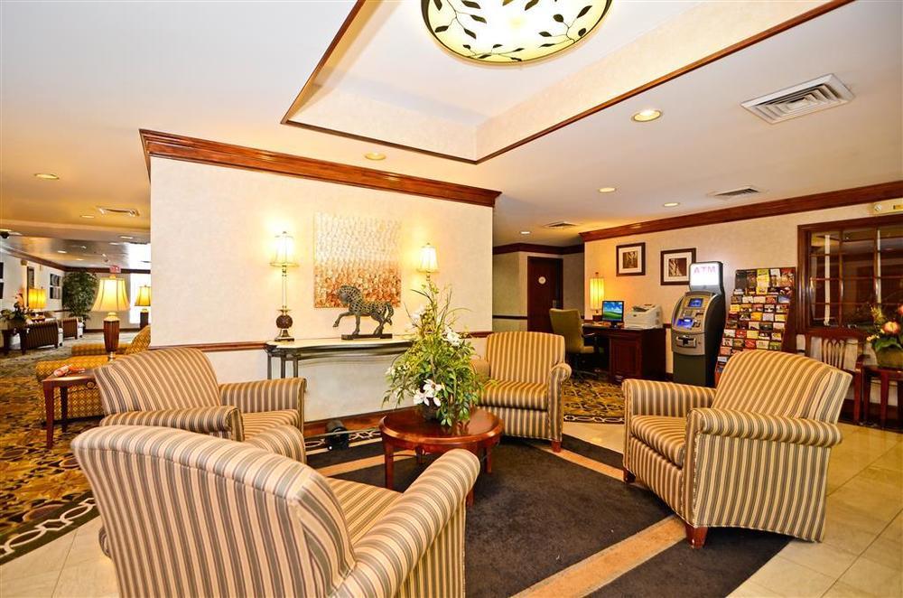 Best Western Louisville East Inn & Suites İç mekan fotoğraf