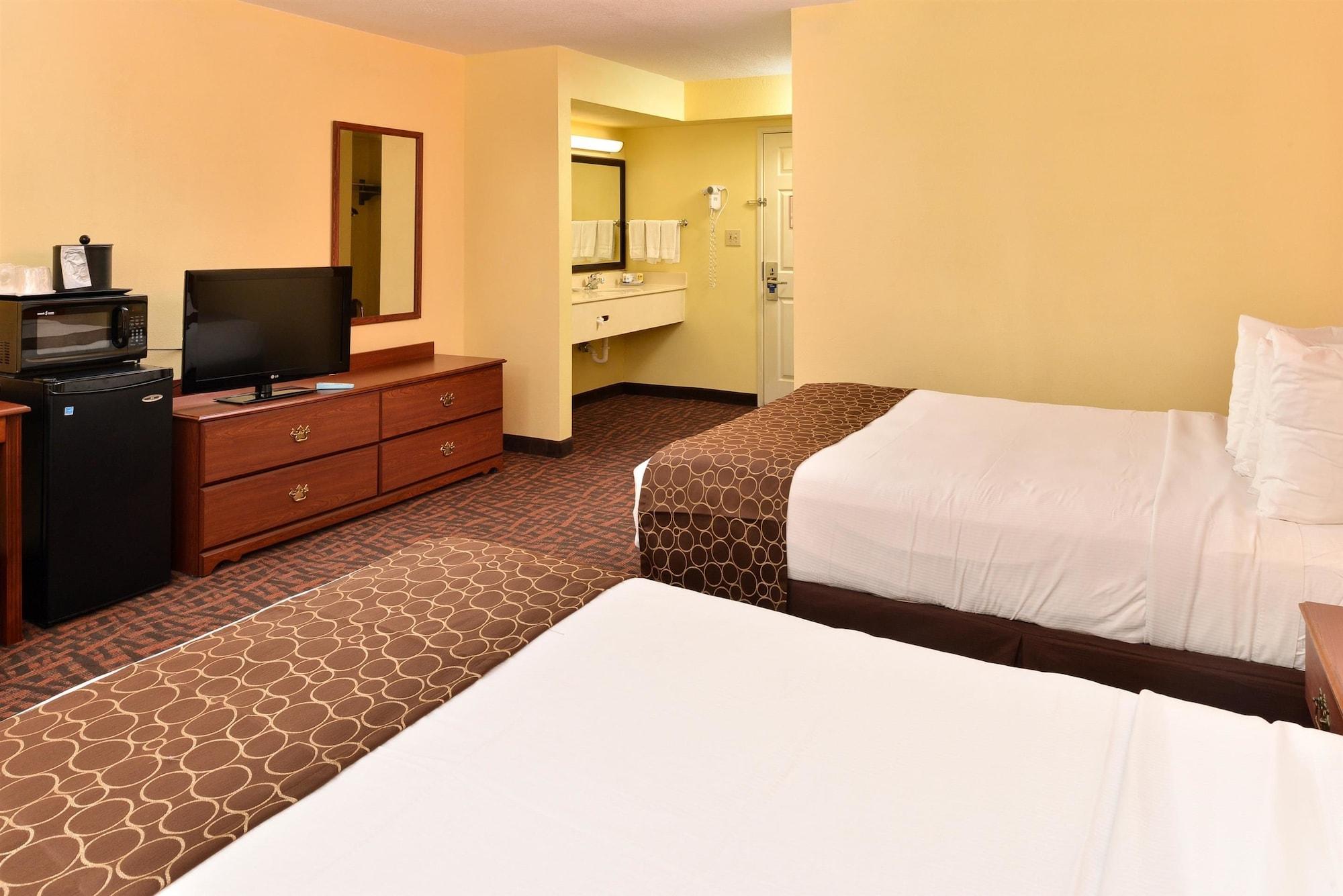 Best Western Louisville East Inn & Suites Dış mekan fotoğraf