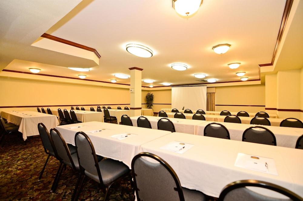 Best Western Louisville East Inn & Suites Dış mekan fotoğraf