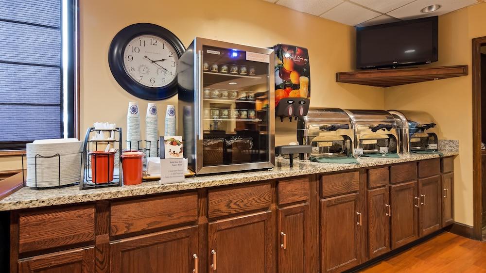 Best Western Louisville East Inn & Suites Dış mekan fotoğraf